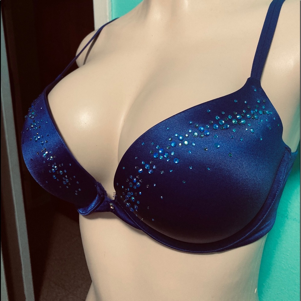 Victoria Secret very sexy push up pigeonnant